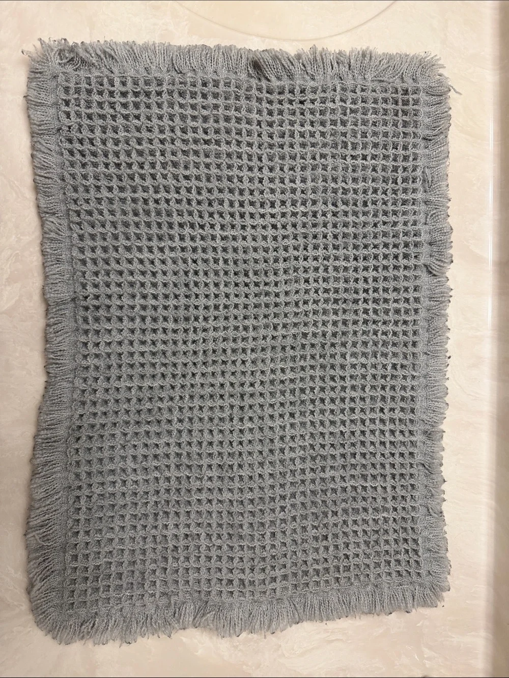 Gray Waffle Knit Fringe Bath Mat